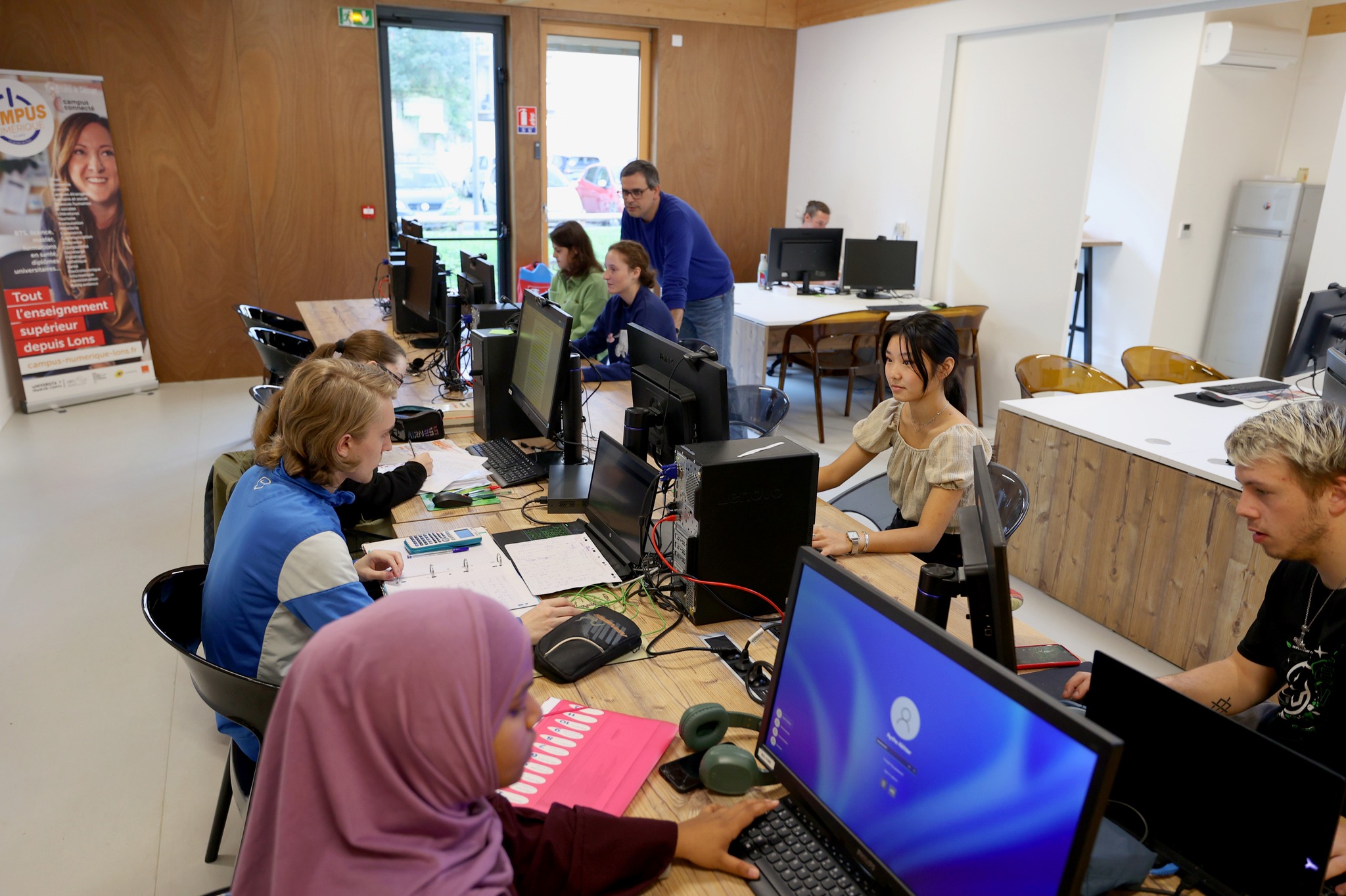 Espaces de travail équipés